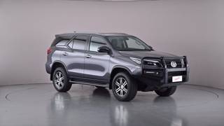 2021 TOYOTA FORTUNER