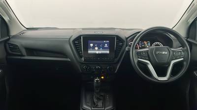 2021 ISUZU D-MAX interior