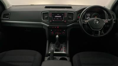 2018 VOLKSWAGEN AMAROK interior
