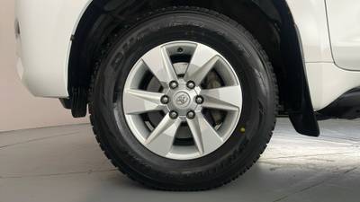 2023 TOYOTA LANDCRUISER PRADO gallery