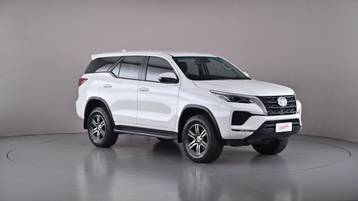 2021 TOYOTA FORTUNER