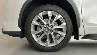 2021 TOYOTA KLUGER gallery