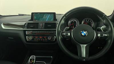 2017 BMW 2 interior