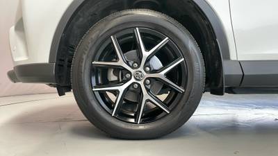 2017 TOYOTA RAV4 gallery