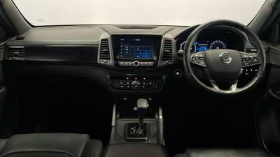 2022 SSANGYONG MUSSO interior