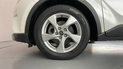 2018 TOYOTA C-HR gallery
