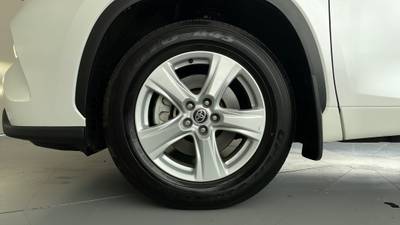 2021 TOYOTA KLUGER gallery