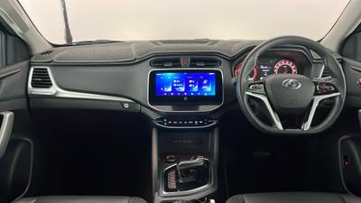 2022 LDV T60 interior