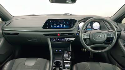 2021 HYUNDAI SONATA interior