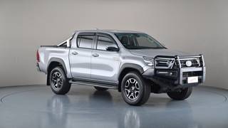 2023 TOYOTA HILUX