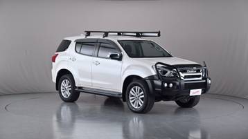 2018 ISUZU MU-X