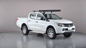 2016 MITSUBISHI TRITON