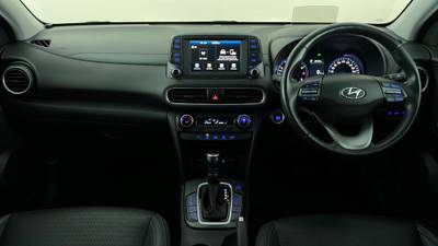 2017 HYUNDAI KONA interior