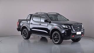 2025 NISSAN NAVARA