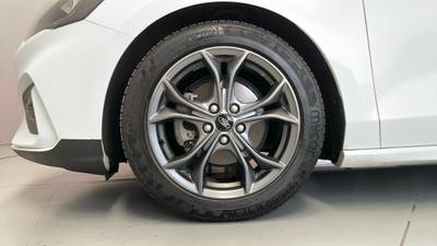 2019 FORD FOCUS gallery