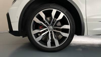 2020 VOLKSWAGEN TIGUAN gallery
