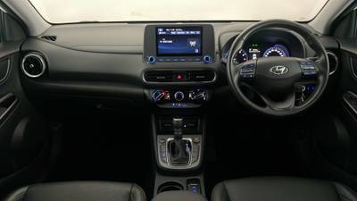 2021 HYUNDAI KONA interior