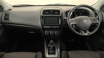 2019 MITSUBISHI ASX interior