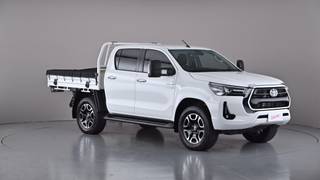 2021 TOYOTA HILUX