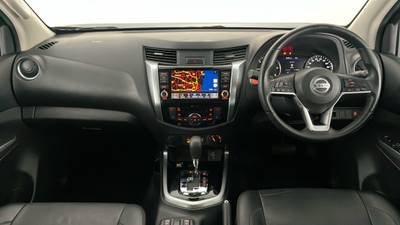 2021 NISSAN NAVARA interior