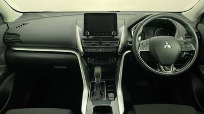 2022 MITSUBISHI ECLIPSE CROSS interior