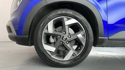 2023 HYUNDAI VENUE gallery