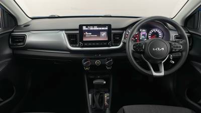 2023 KIA STONIC interior
