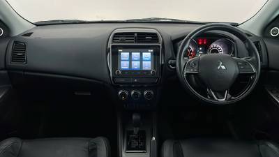 2021 MITSUBISHI ASX interior