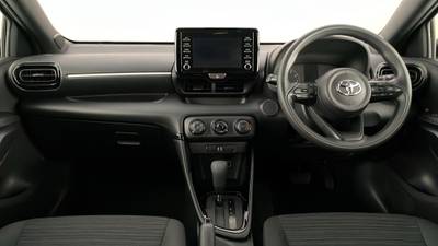 2021 TOYOTA YARIS interior