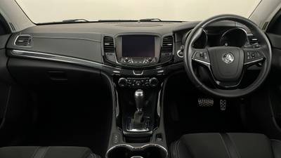 2017 HOLDEN COMMODORE interior
