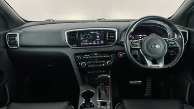 2019 KIA SPORTAGE interior