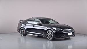 2022 KIA STINGER