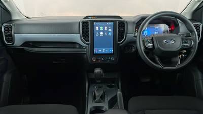 2022 FORD RANGER interior