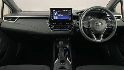 2019 TOYOTA COROLLA interior