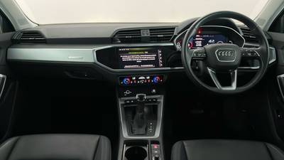 2020 AUDI Q3 interior