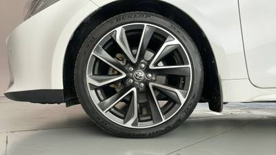 2019 TOYOTA COROLLA gallery