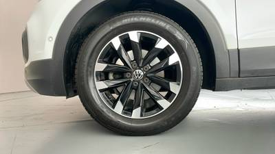 2022 VOLKSWAGEN T-CROSS gallery