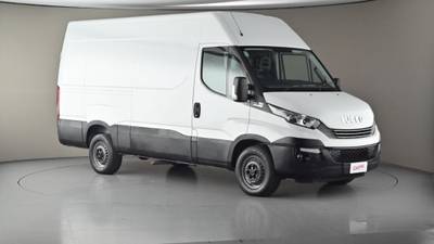 2017 IVECO DAILY interior