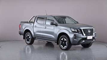 2021 NISSAN NAVARA