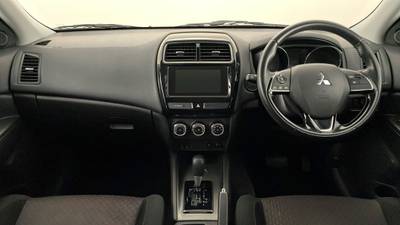 2018 MITSUBISHI ASX interior