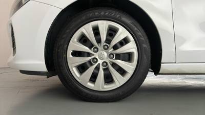 2018 HYUNDAI I30 gallery