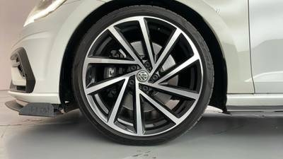2019 VOLKSWAGEN GOLF gallery