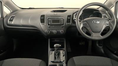 2016 KIA CERATO interior