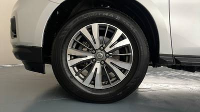 2017 NISSAN PATHFINDER gallery