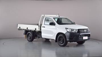 2019 TOYOTA HILUX