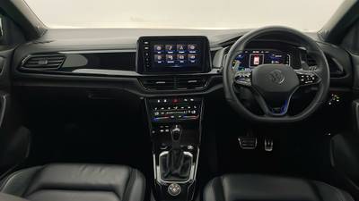 2023 VOLKSWAGEN T-ROC interior