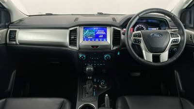 2019 FORD EVEREST interior