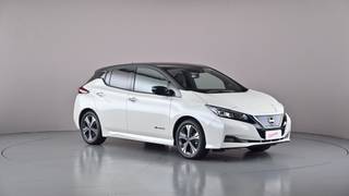 2022 NISSAN LEAF