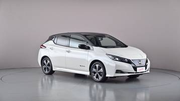 2022 NISSAN LEAF