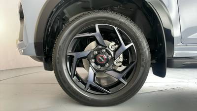 2025 ISUZU MU-X gallery